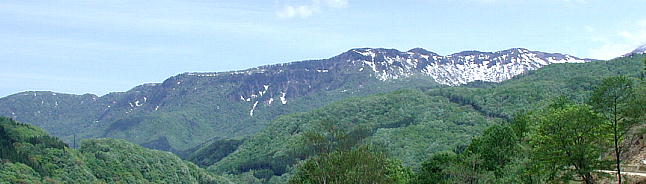 苗場山